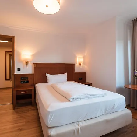 Otel Posthotel Rattenberg