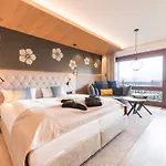 Szálloda Posthotel 4*